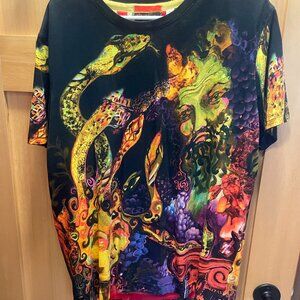 Limited Robert Graham T-Shirt